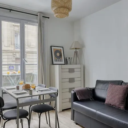 Splendid 2bdrs Flat With Balcony-paris 15 - Mid T דירה פריז
